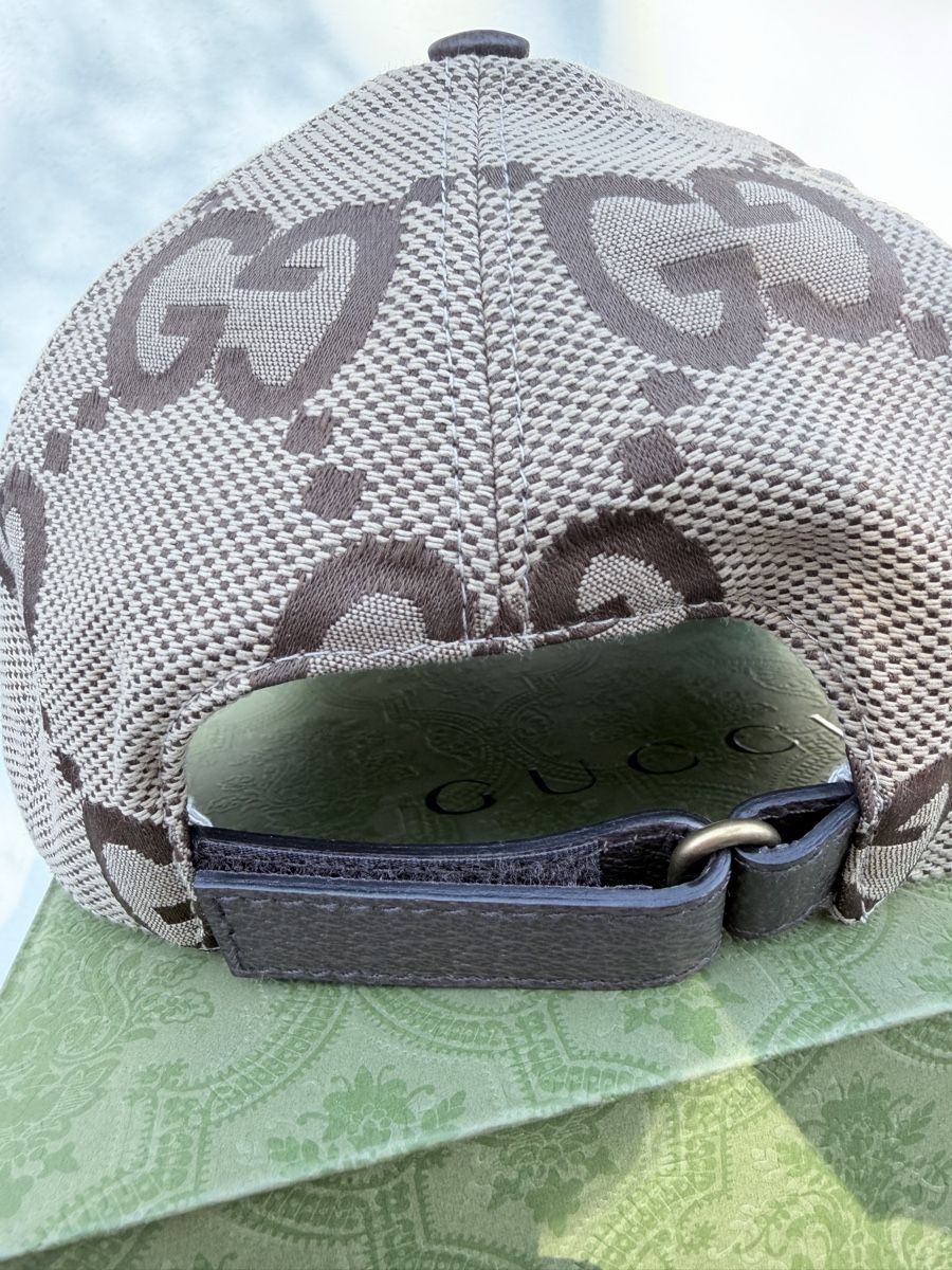 Gucci Sonstige Damenmode: Cape Gucci / bis 25 aug diese preis – Gebraucht aus Münchenstein von By.gabriela.v 4