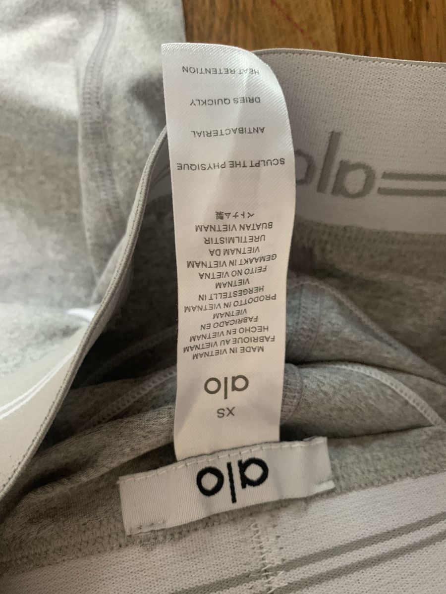 Leggings: Alo leggings sport – Usato da Zürich venduto da Nikuska32 2