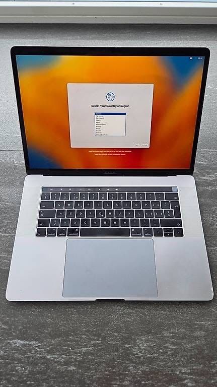 Apple Notebooks: MacBook Pro 15" 2017 A1707 – Gebraucht aus Altendorf von Carcoura 1