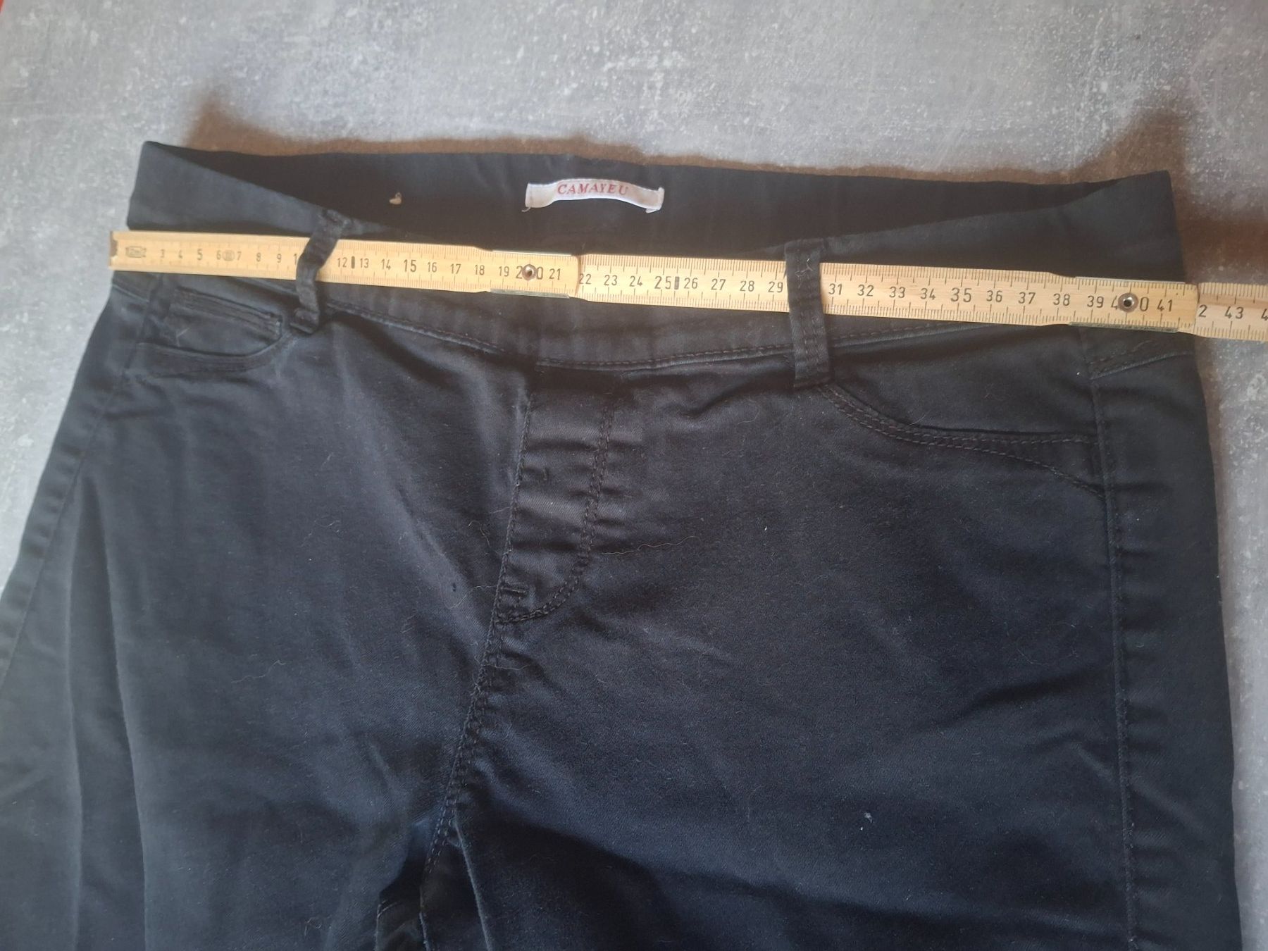 Pantaloni: Pantalon taille élastique grandeur 40 marque Camaïeu – Usato da Villiers venduto da san_jn5w 4