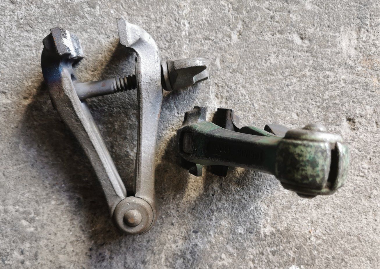 Attrezzatura da arrampicata: Feil-Kloben , TURNUS 130 mm – Usato da Vielbringen Worb venduto da Isch-0u-guet 3