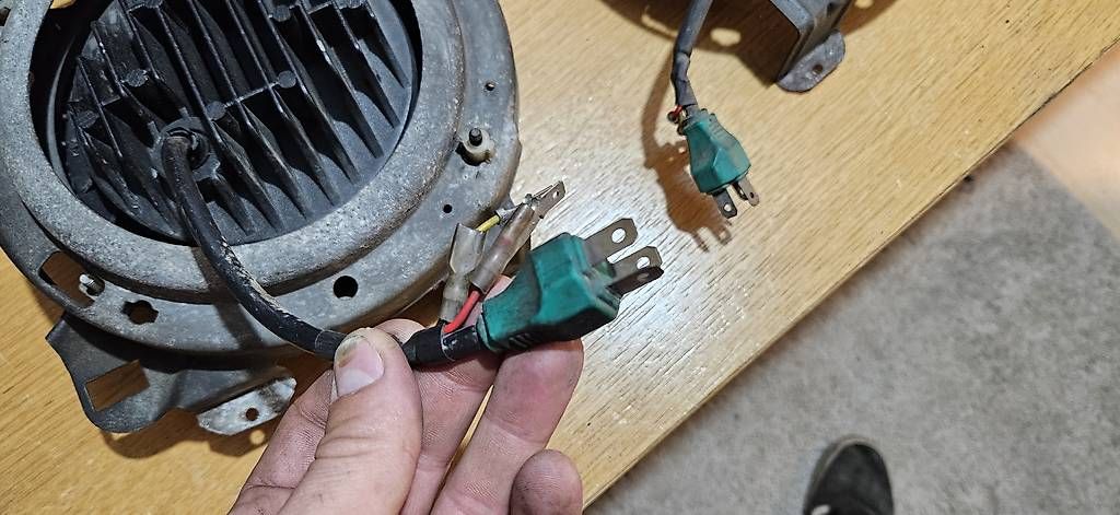 VW Fari: VW T3 LED Scheinwerfer – Usato da Merenschwand venduto da kiliwili4 2
