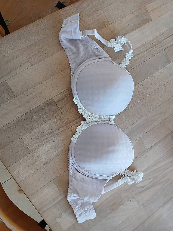 Marie Jo Altra biancheria intima: Marie Jo BH 75 E – Usato da Rothenthurm venduto da Meitli18