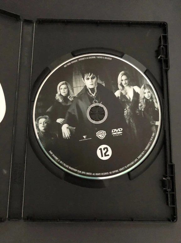 Tutti i DVDs: DVD Dark Shadows de Tim Burton avec Johnny Depp – Usato da Bern venduto da gaelle_m 2