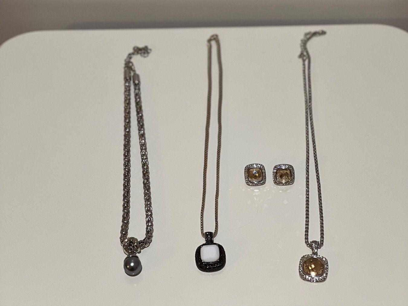 Colliers: Edestahl Schmuck – D'occasion à Glattpark par Kleider_shop