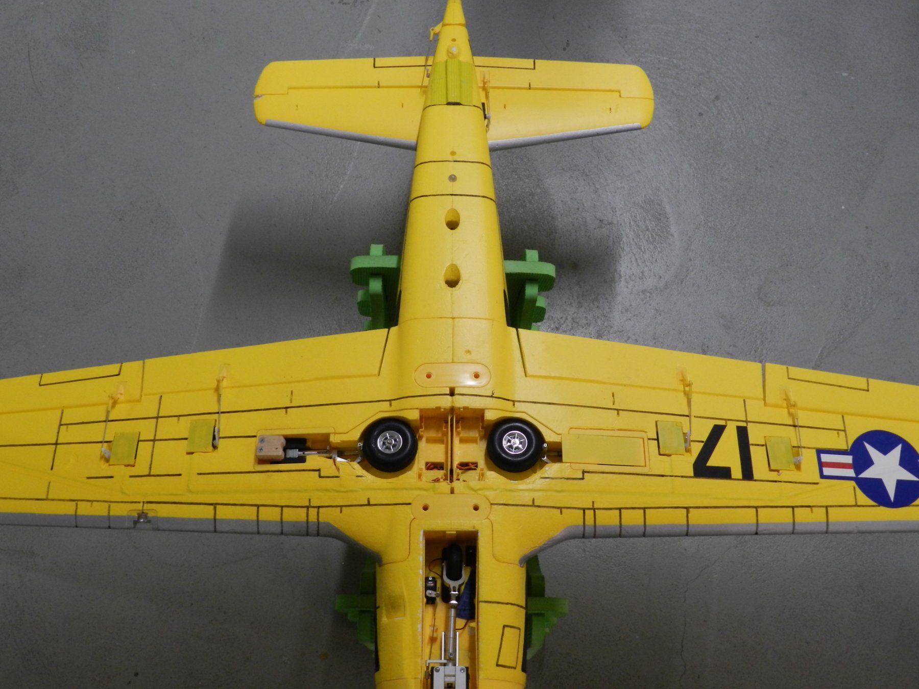 FMS Modellismo RC: FMS Trojan T-28   1,4m – Usato da Pfäffikon ZH venduto da Wolkenflitzer_550 4