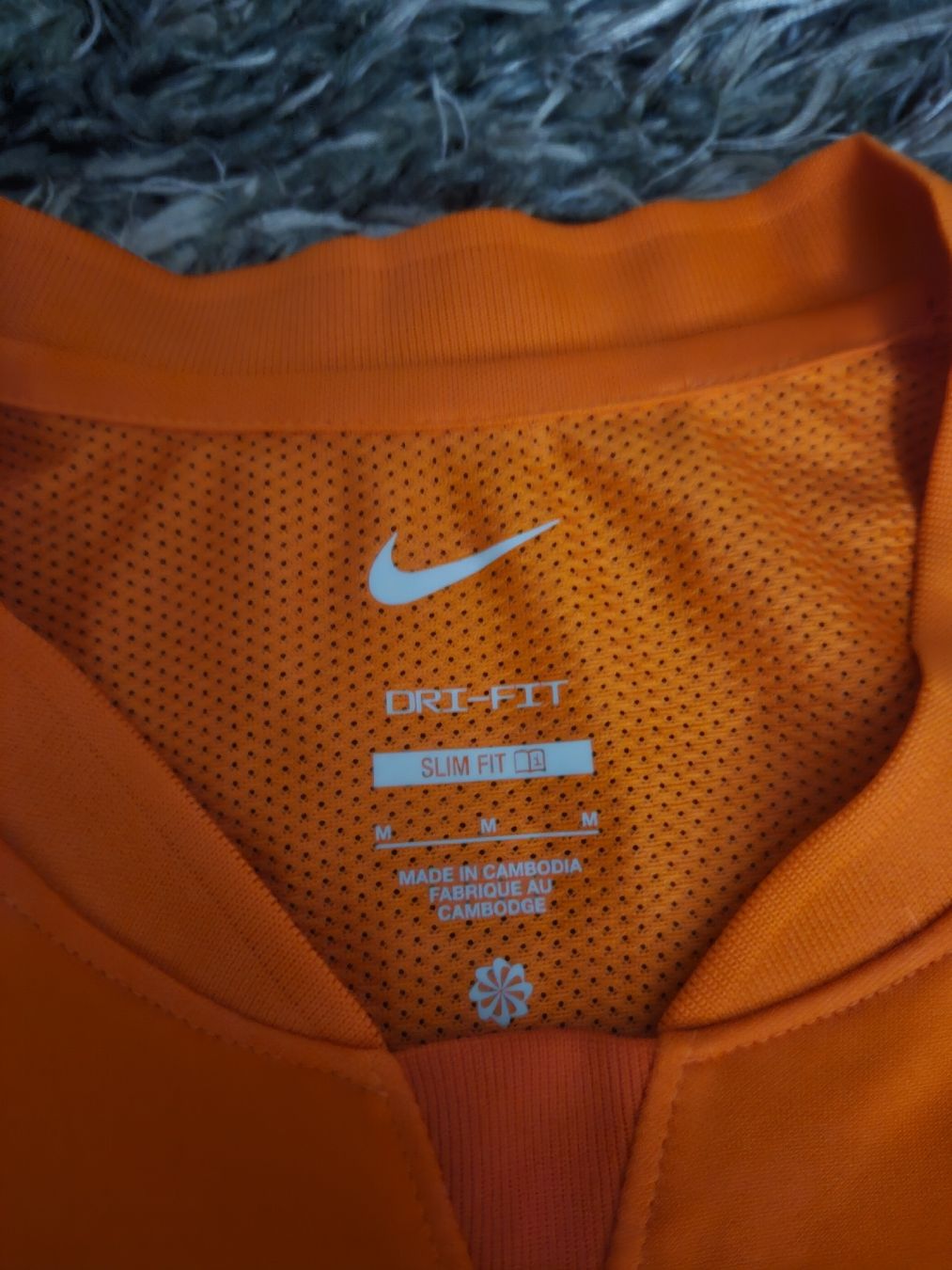 Nike Leibchen & Hosen: Nike Dri Fit Trikot Gr.M – Neu und originalverpackt aus Emmenbrücke von TopGato 1