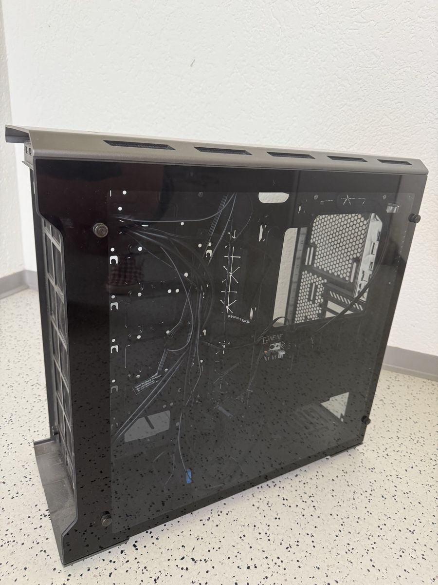 Phanteks Gehäuse: PC Gehäuse Phanteks – Gebraucht aus Schmerikon von redrabu 6