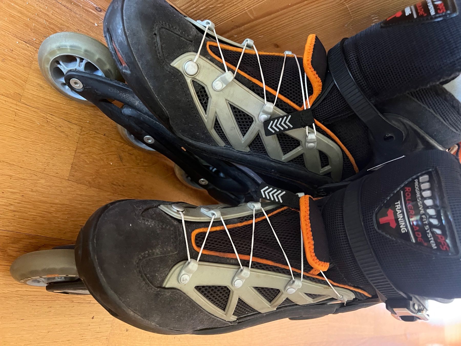 Pattini in linea & Pattini a rotelle: Rollerblades inlineskates 44.5 Aero – Usato da Münchenbuchsee venduto da mesothorium 2