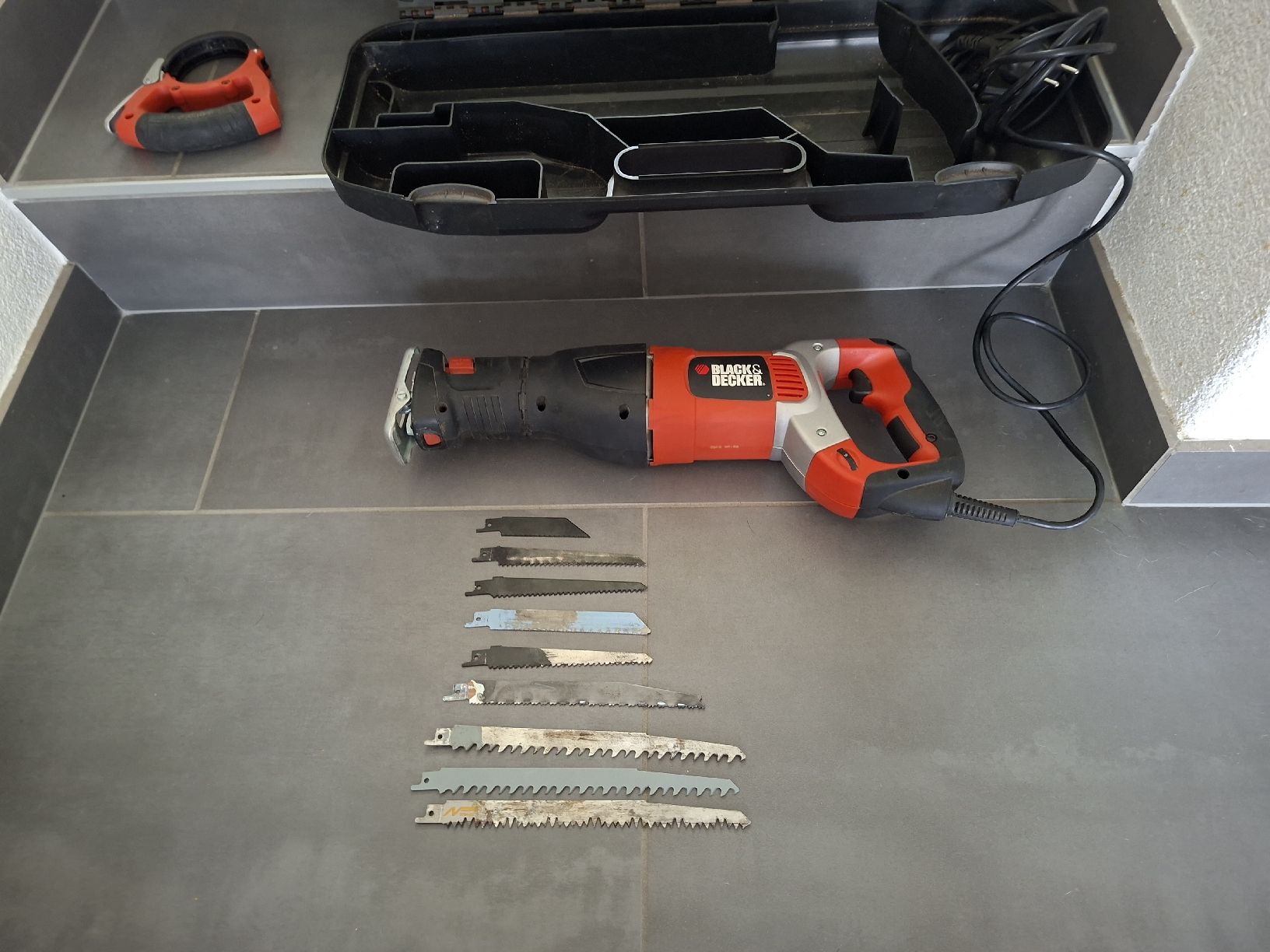 Scies: Scie sabre Black & Decker – D'occasion à Tavannes par saca70 2