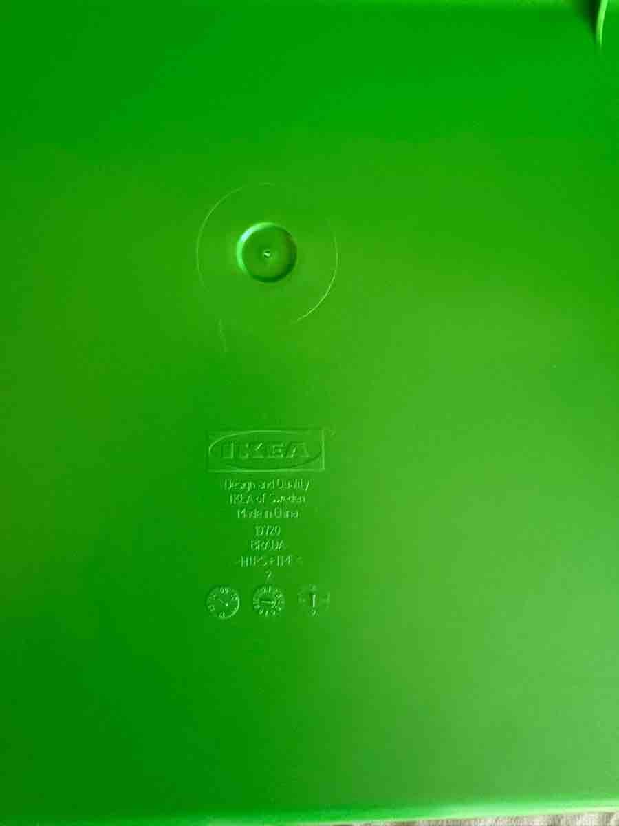 Ikea Support d'écran: IKEA BRÄDA Laptophalterung oder Schneidebrett Grün – D'occasion à Zürich par mar_qwy5 2