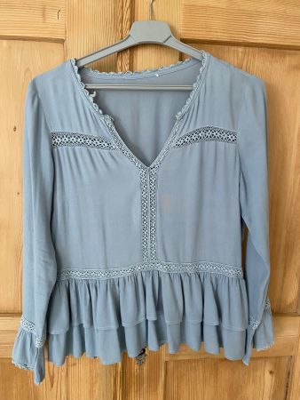 Bluse, 38, Blau mit Spitze