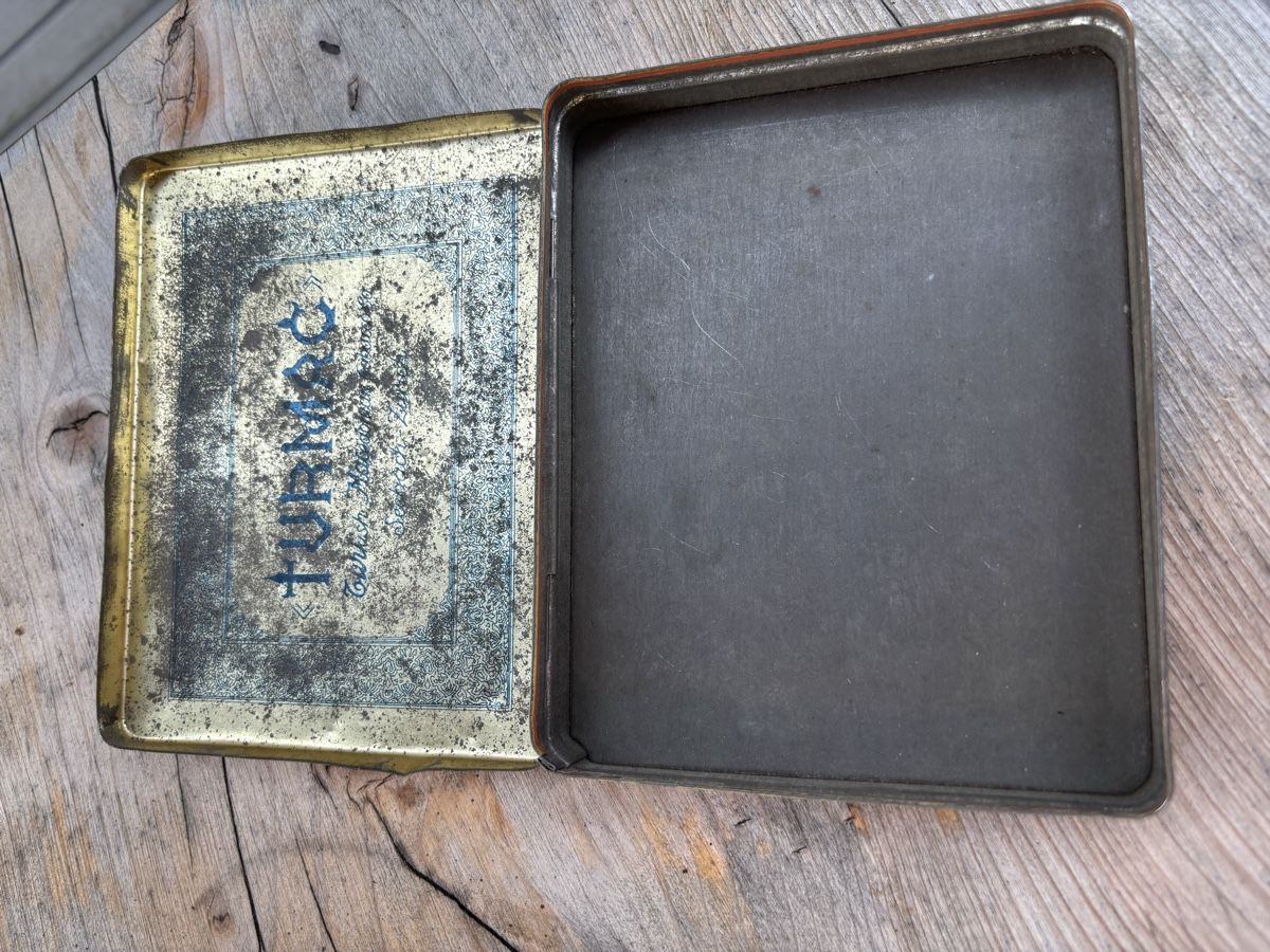 Sonstige Tabakwaren: Turmac Bleu Zigarettenblechdose  – Gebraucht aus Würenlos von Ashley24 4