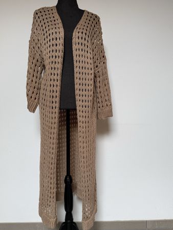 Oversize Maxicardigan in Handstrickoptok