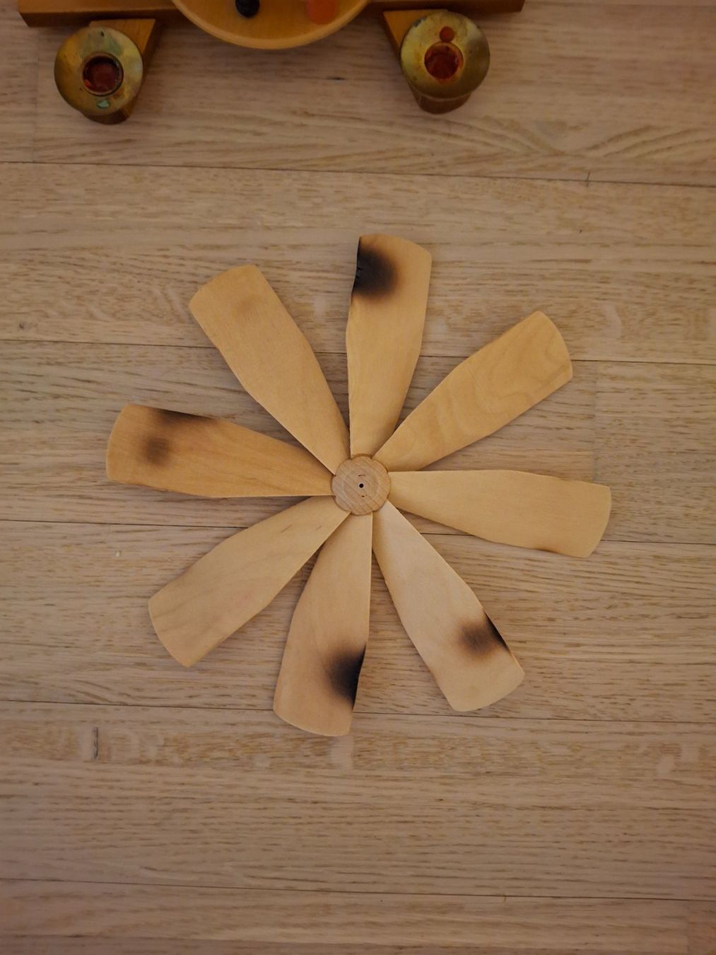 Tutte le decorazioni: Weihnachtskarussell aus Holz – Usato da Dietikon venduto da Hwengi 4