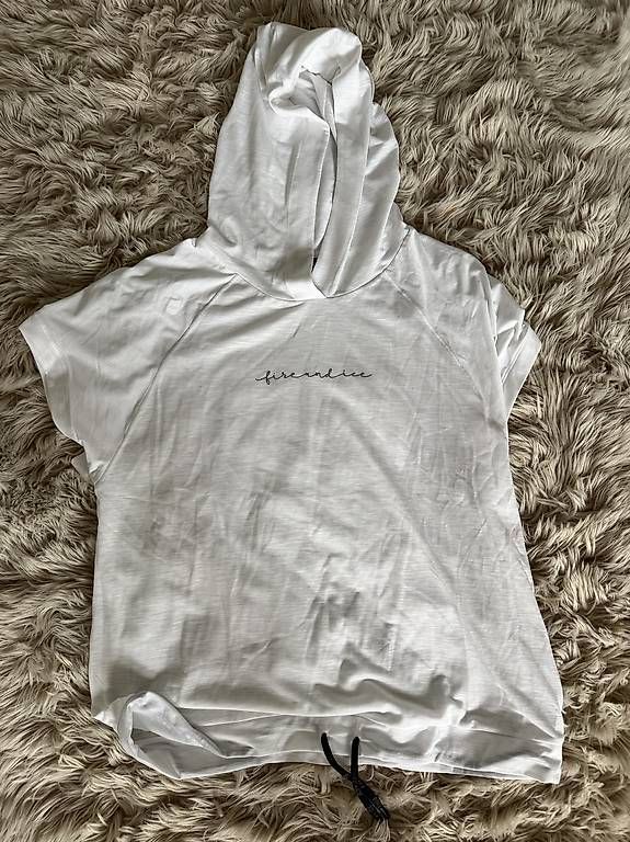 T-shirt: Feines Funktionsshirt Bogner – Usato da Seedorf UR venduto da Lia_mia