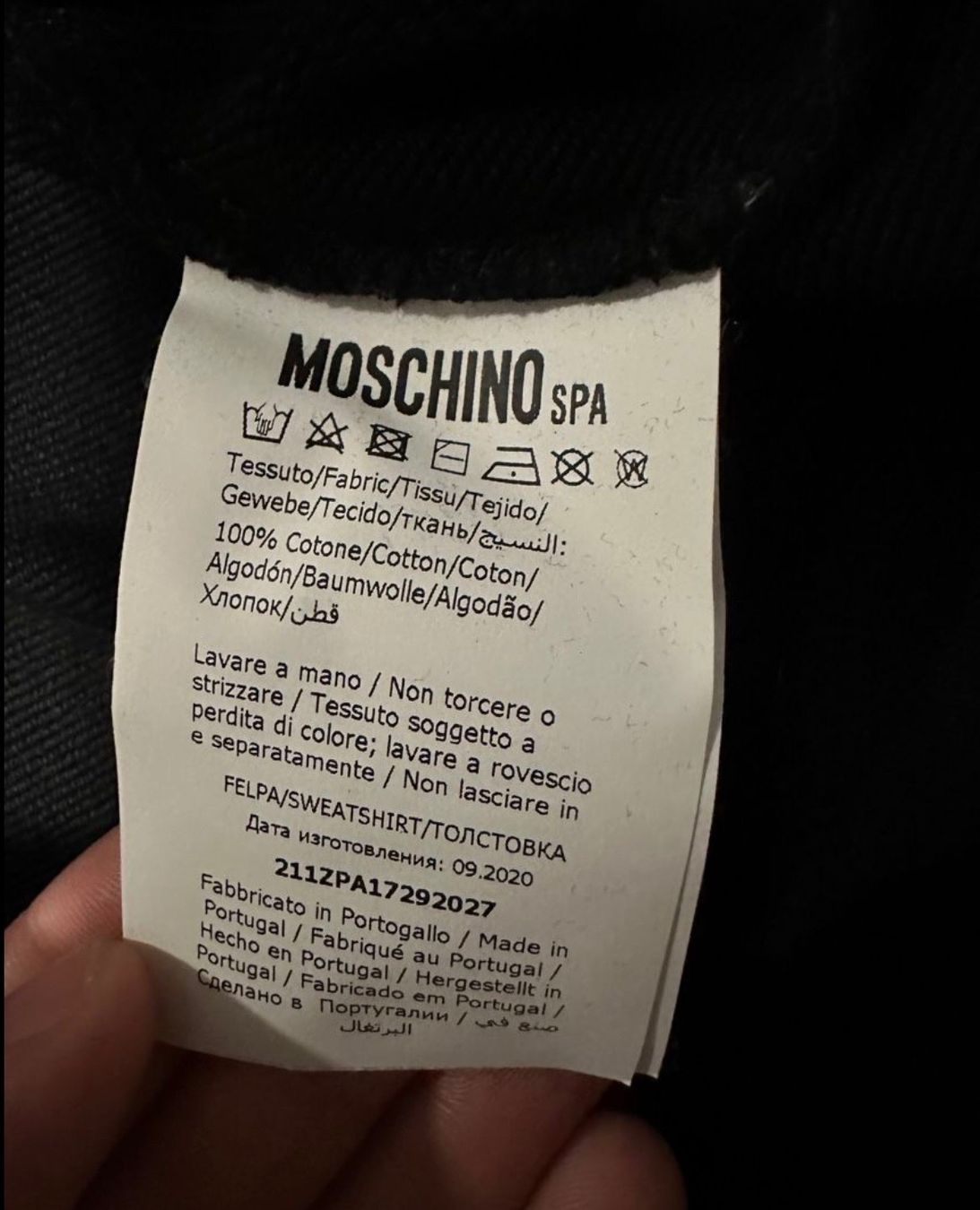Moschino Maglioni & Felpe: Moschino Hoodie – Nuovo (secondo la descrizione) da Erlinsbach venduto da L.S.. 1