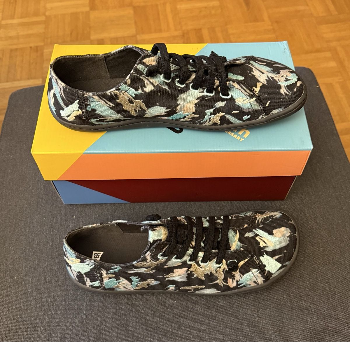 Damenschuhe: Camper multicolore pointure 42 neuves – Neu und originalverpackt aus Petit-Lancy von Komei 2