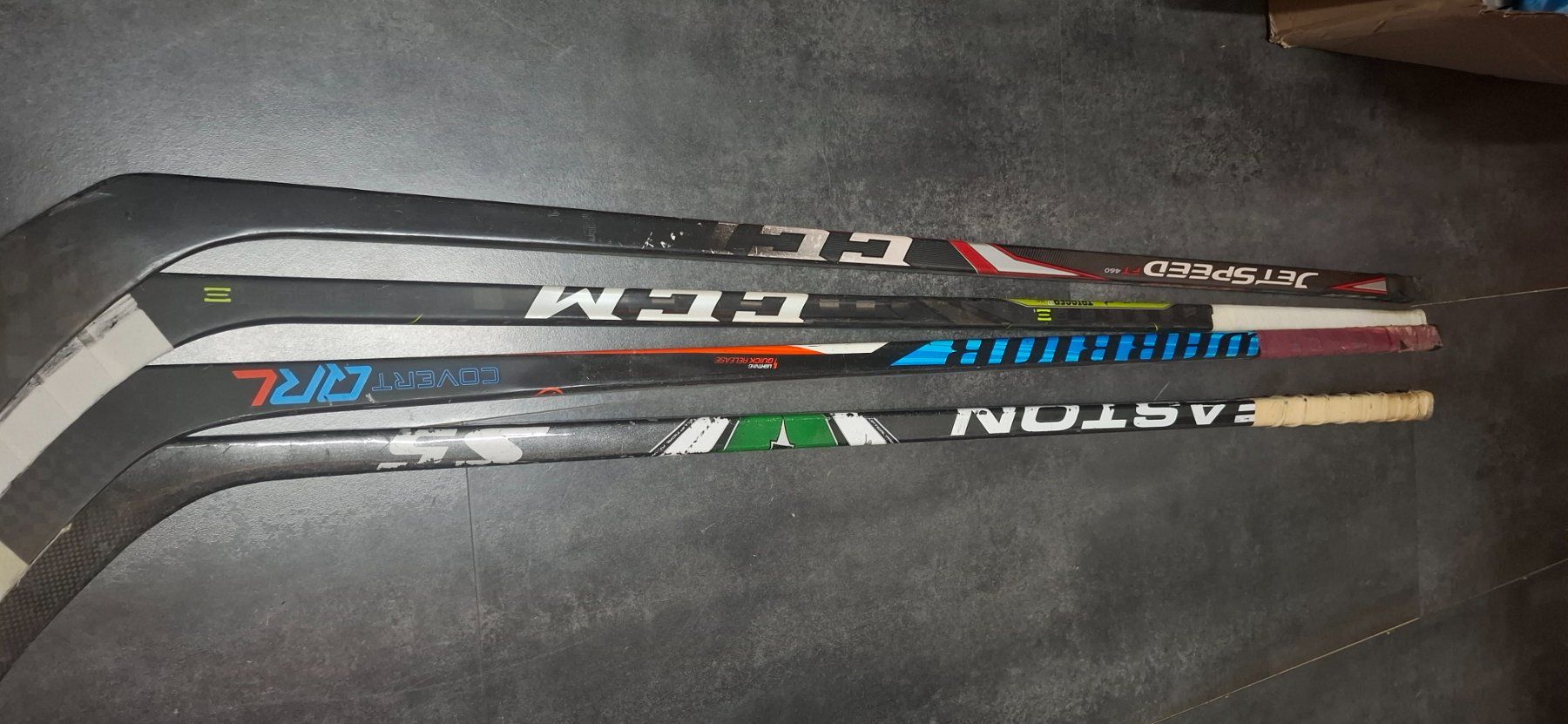 Bastoni & Pale: Lots de canne de HOCKEY Junior – Usato da Chancy venduto da dave58v 4