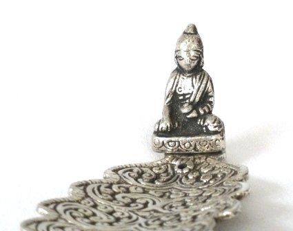 Kerzen: Räucherstäbchenhalter Buddha – Neu und originalverpackt aus Mauren von Yeelen 2