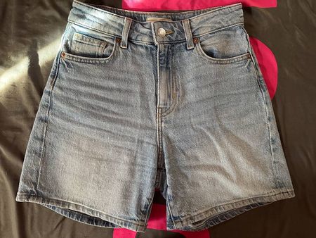 Short en jeans bleu