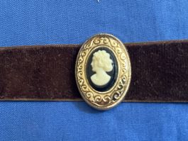 Halsband für Tracht mit Gemme