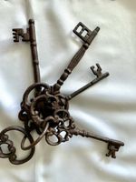 5 Gusseisen Schlüssel Shabby Vintage Deko Landhausstil