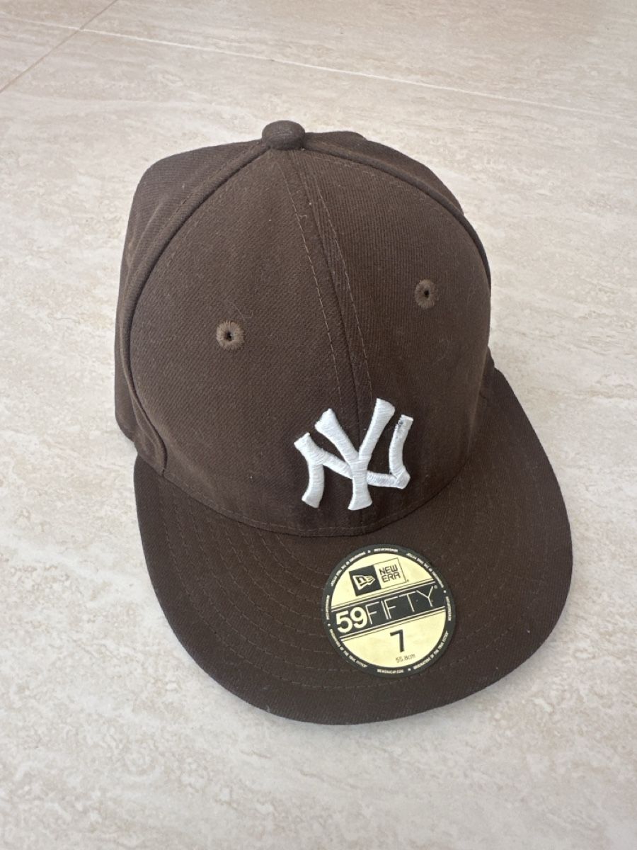 Altro in  Abbigliamento & Accessori: Cap New Era 59Fifty marrone – Usato da Ponte Capriasca venduto da michesa