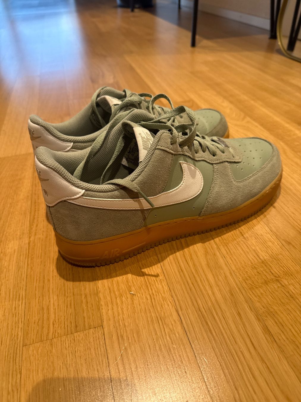 Nike Scarpe da uomo: Baskets Nike Air Force 1 light green – Usato da Urdorf venduto da Dardidan 1