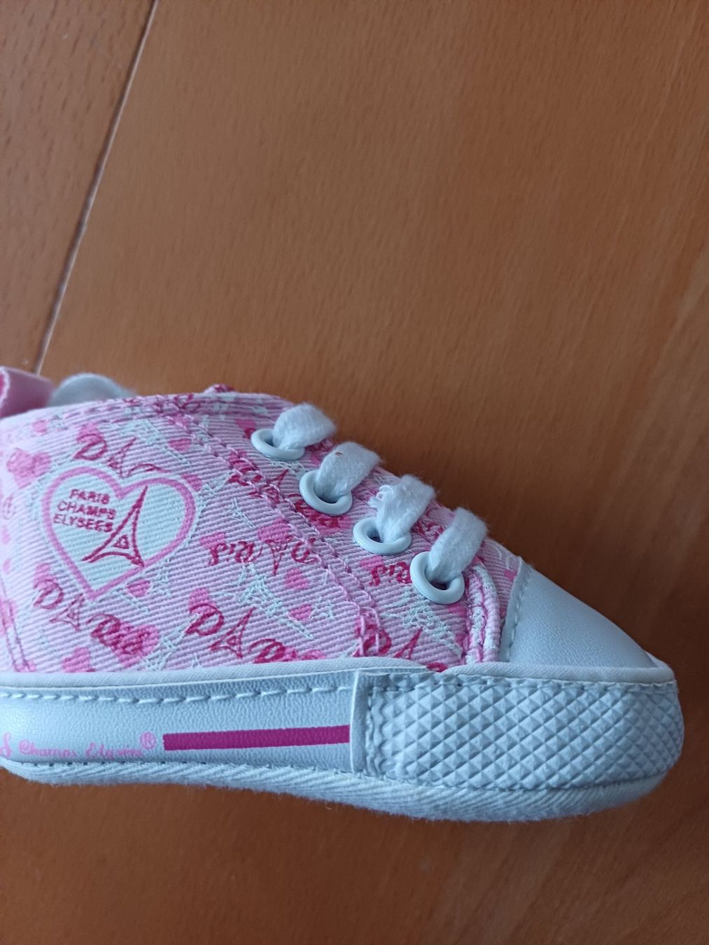 Schuhe für Jungen: baskets bébé – Neu (gemäss Beschreibung) aus Porrentruy von Piquetix 1