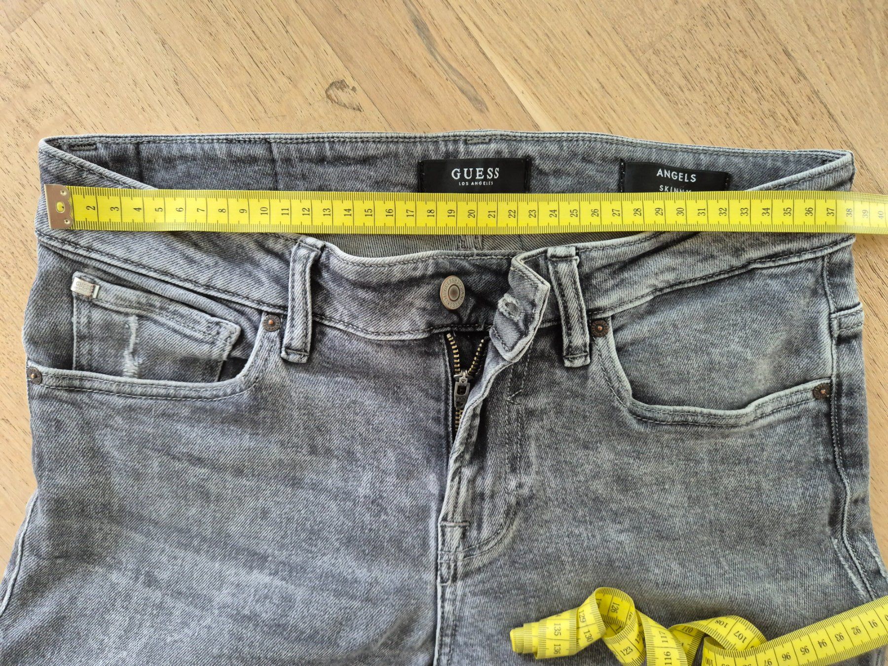 Guess Jeans: Guess Jeans Gr. S – Nuovo (secondo la descrizione) da Schaffhausen venduto da Madison74 2