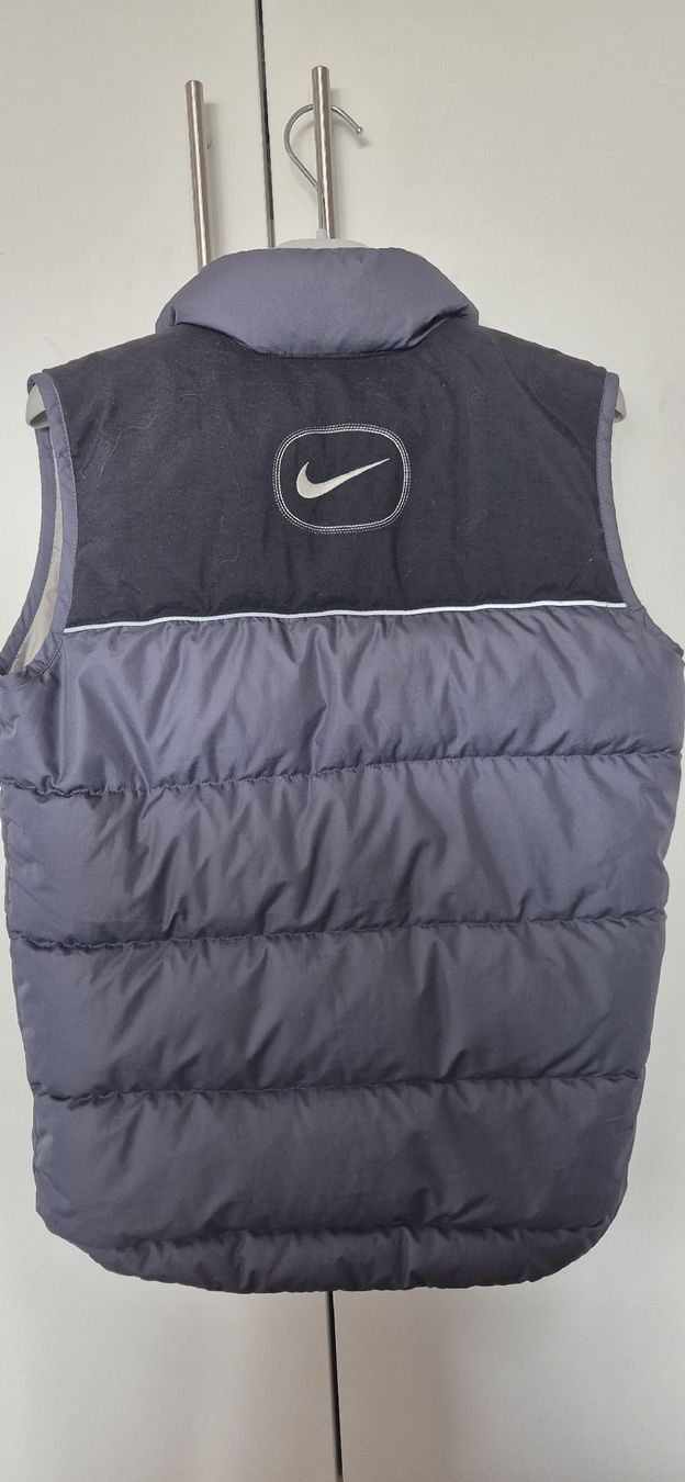 Nike Altro abbigliamento per bambino: Nike Weste – Usato da Bubikon venduto da NaralieG 2