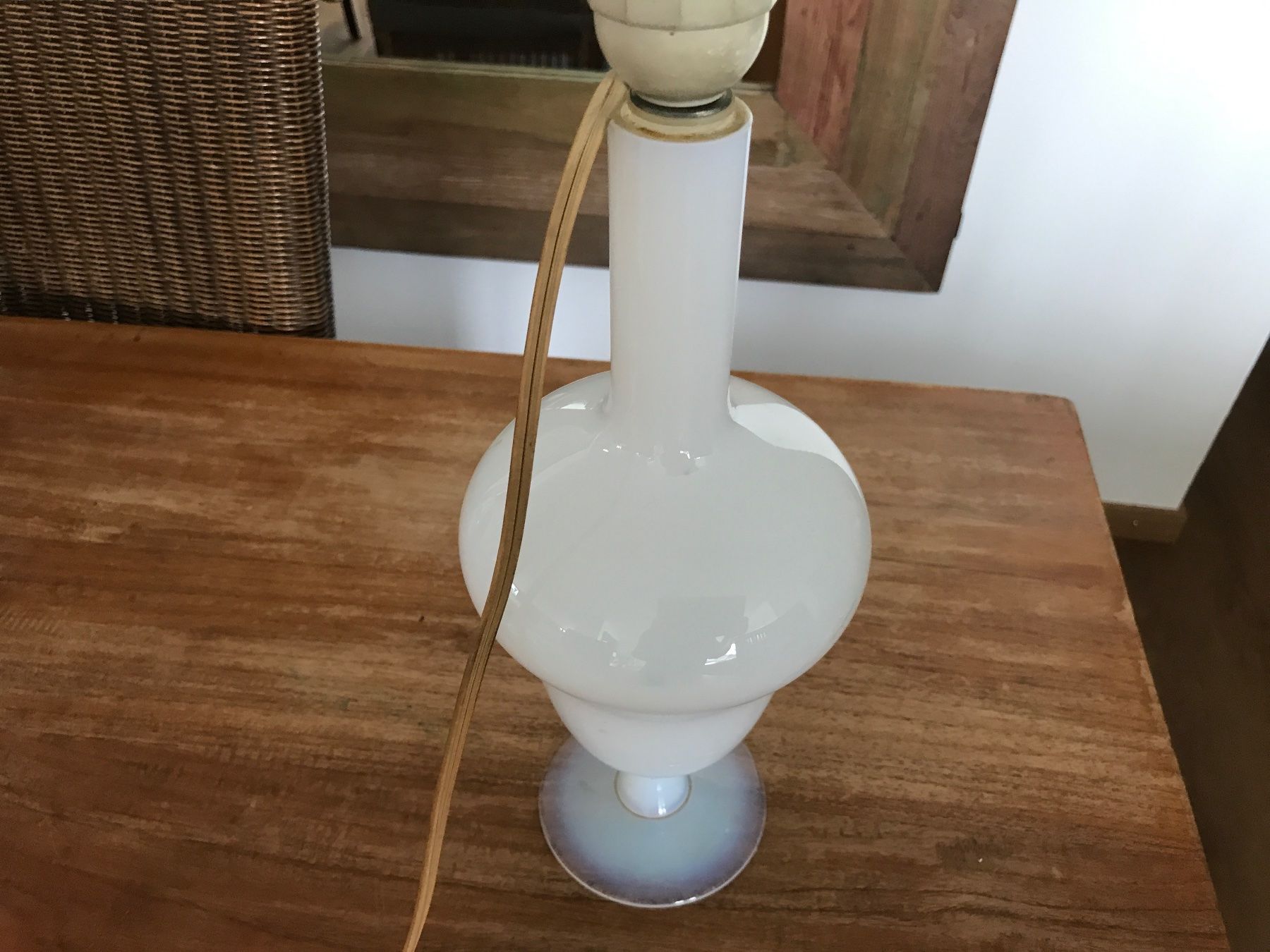 Lampade: Antike Tischlampe aus Glas – Usato da Regensdorf venduto da Spyke55 1