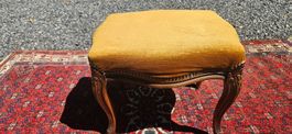 Antiker Hocker