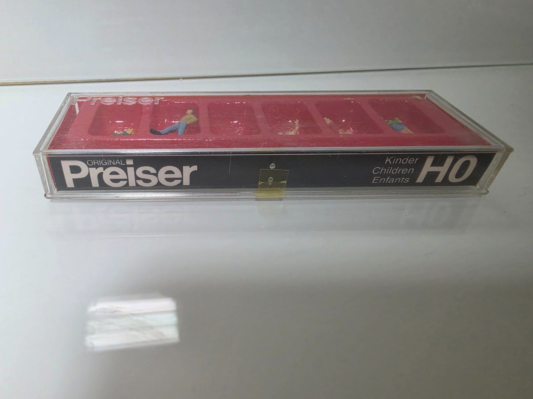Preiser Modellini di ferrovie: Preiser Figuren Kinder H0 10023 – Nuovo e nell'imballaggio originale da Neuenhof venduto da ludovicco 1