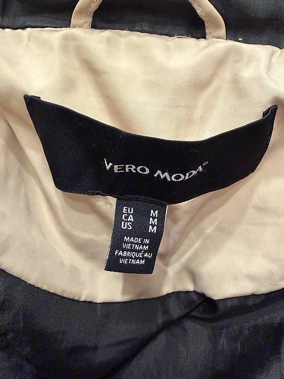 Vero Moda Mäntel: Daunenmantel - Vero Moda – Gebraucht aus Burgdorf von nib_zf7z 2
