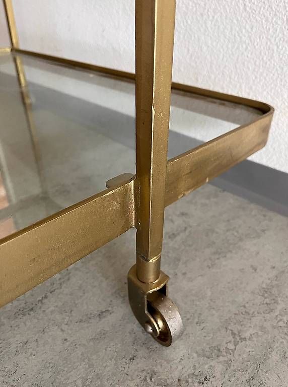Carrelli di servizio: Eleganter Bartrolley im vintage-stil – Usato da Zürich venduto da den_2026 1