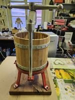 Weinpresse / Obstpresse, robust und zuverlässig. Top!