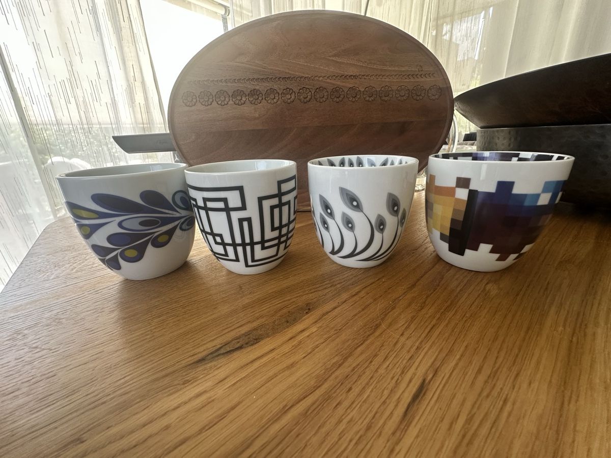 Tasses: Set of 4 BoConcept cups  – Neuf (Voir description) à Dietlikon par DimitraS 1
