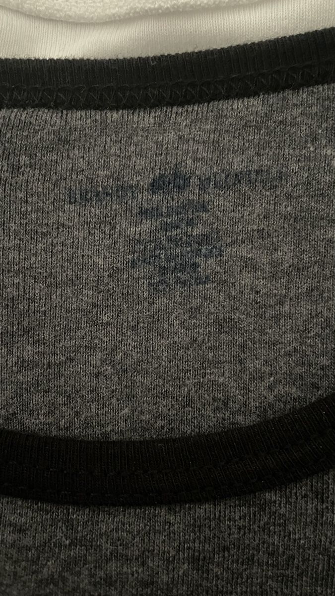 Brandy Melville Top: Langarm Shirt Brandy Melville – Nuovo (secondo la descrizione) da Oetwil am See venduto da ser_j95v 4