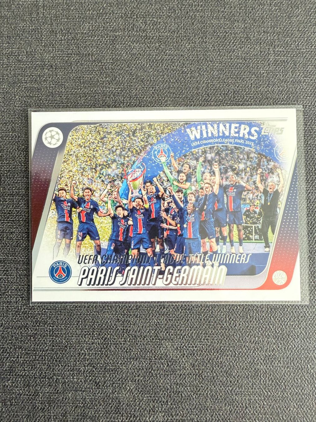 Topps Carte collezionabili: Topps Paris Saint-Germain WINNERS – Usato da Burgdorf venduto da Sports_Cards_3400