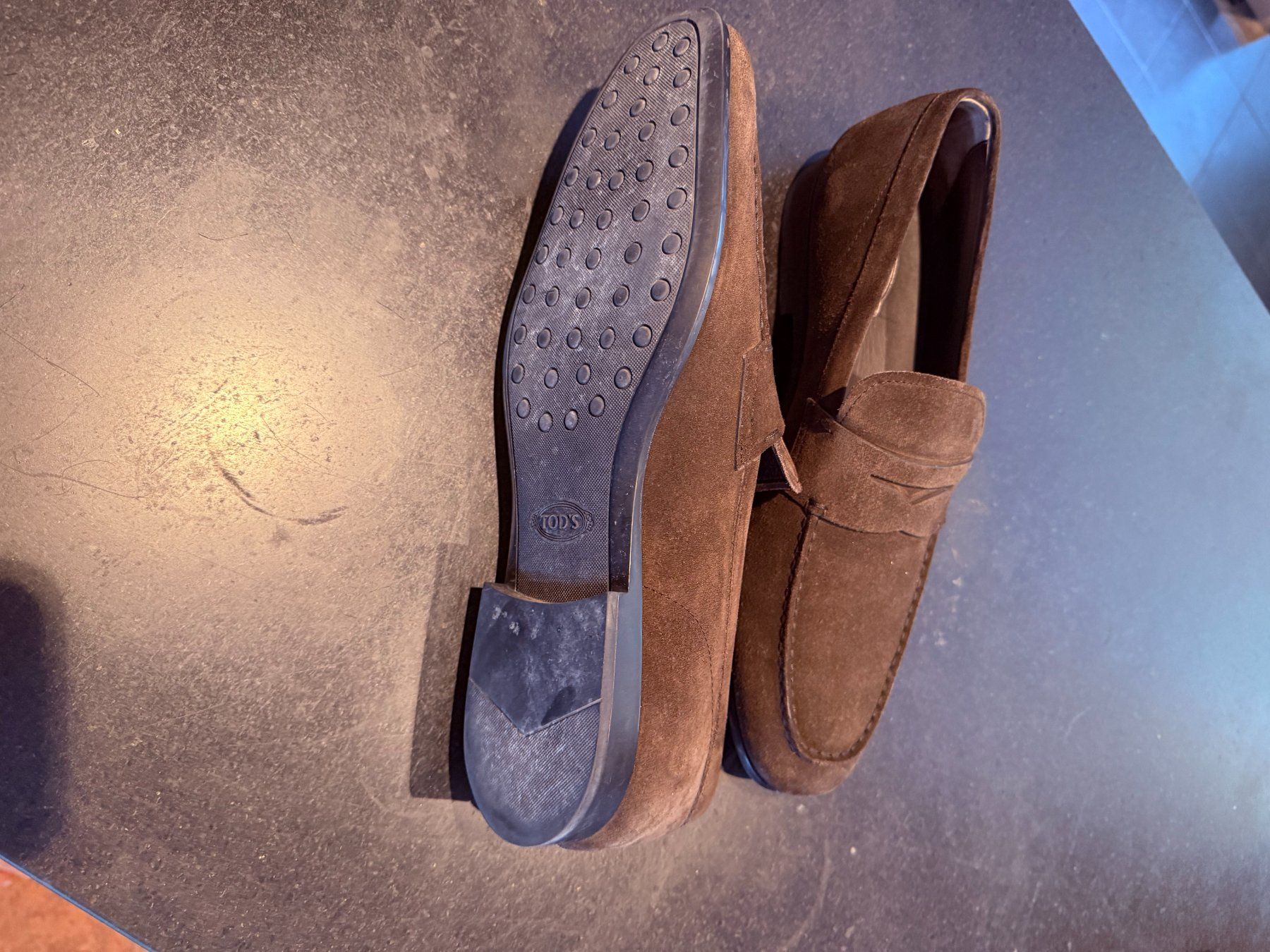 Tod'S Scarpe da uomo: Tod's Wildleder loafer braun – Usato da Uetikon am See venduto da DTwerenbold 1