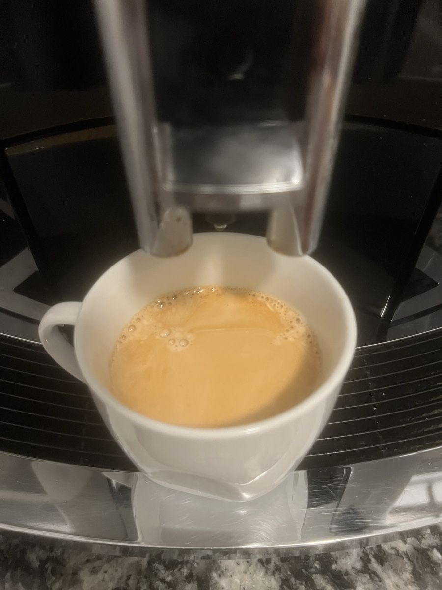 Jura Macchine per caffè & Macchine per espresso: Jura E4 Kaffeevollautomat – Usato da Urtenen-Schönbühl venduto da mit_q9fb 7