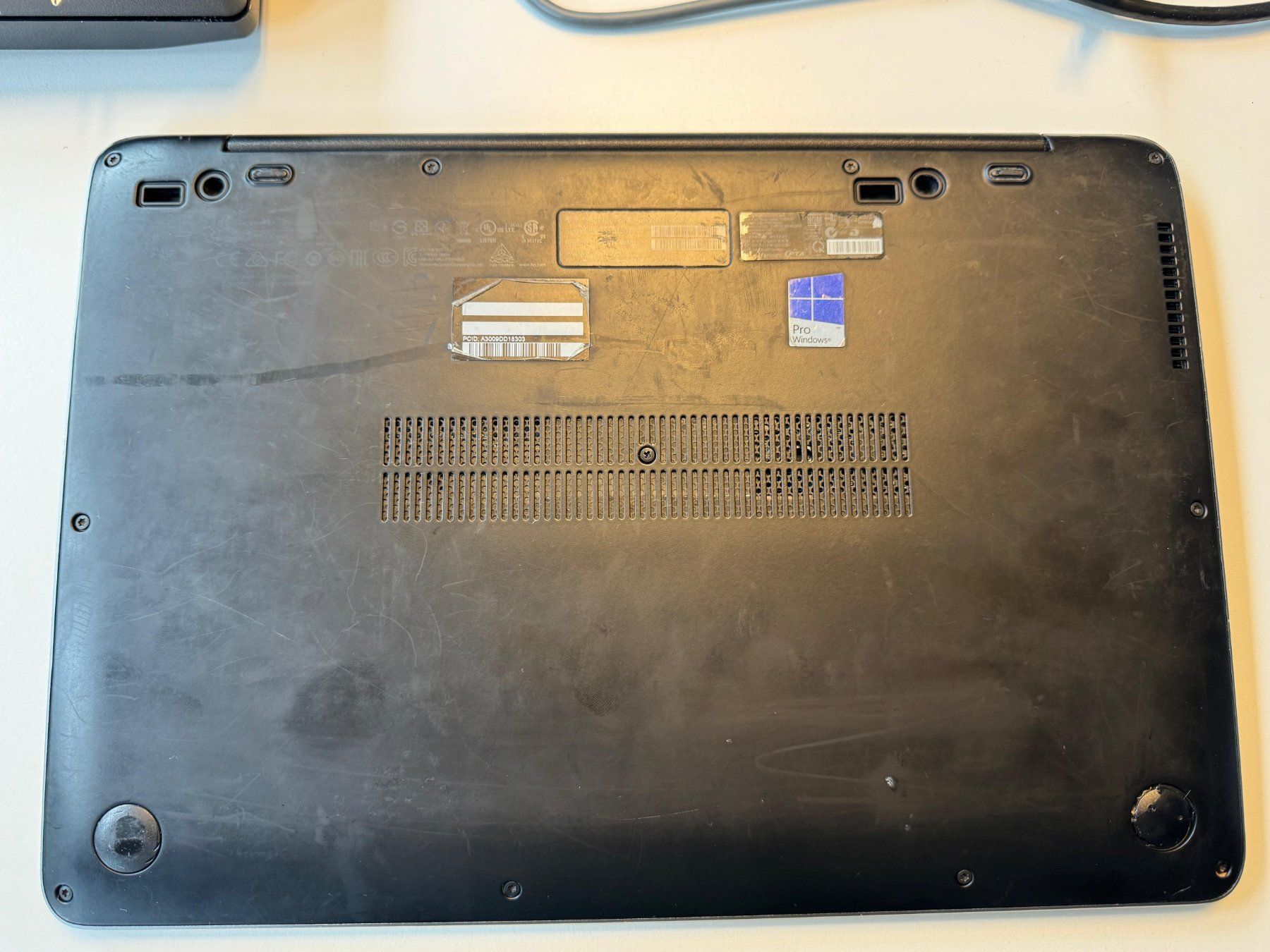 Hewlett Packard Notebook: HP EliteBook Folio 1040G2 – Usato da Rheinfelden venduto da auk_8r2t 4
