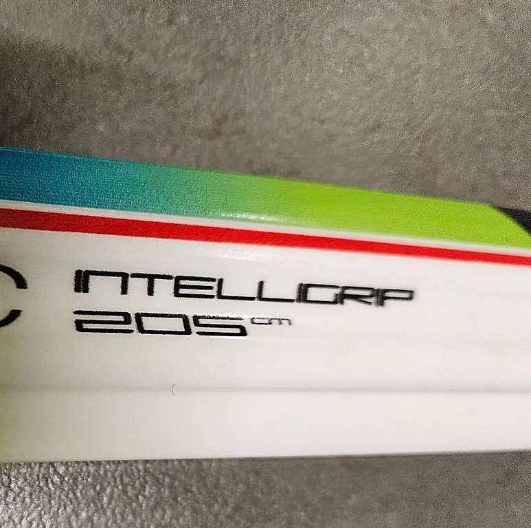 Madshus Skis: Langlaufski mit Bindung und Stöcken – Gebraucht aus Schwarzenburg von Hudis 3