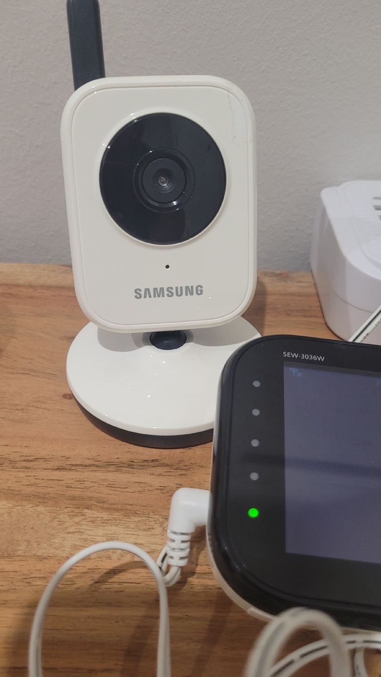 Samsung Babyphones: Babycamera SAMSUNG SEW-3036W – Gebraucht aus Schöfflisdorf von nun_zr8r 1