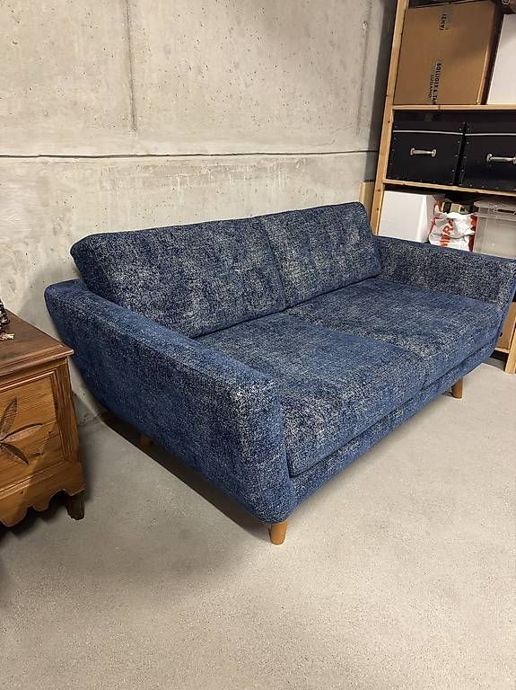 Sofas: Schönes, neuwertiges Sofa – Neuf (Voir description) à zürich par mauromauro 7
