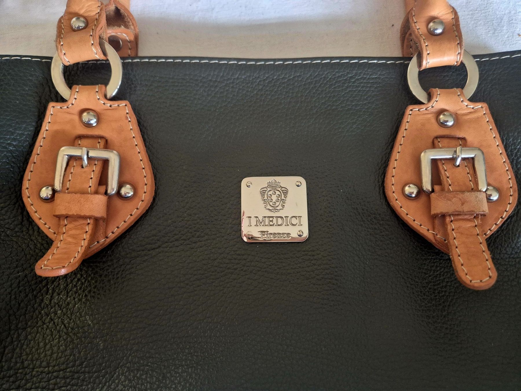Borse da donna: I Medici Leder Tasche  – Usato da Zürich venduto da Yvonne_jelly