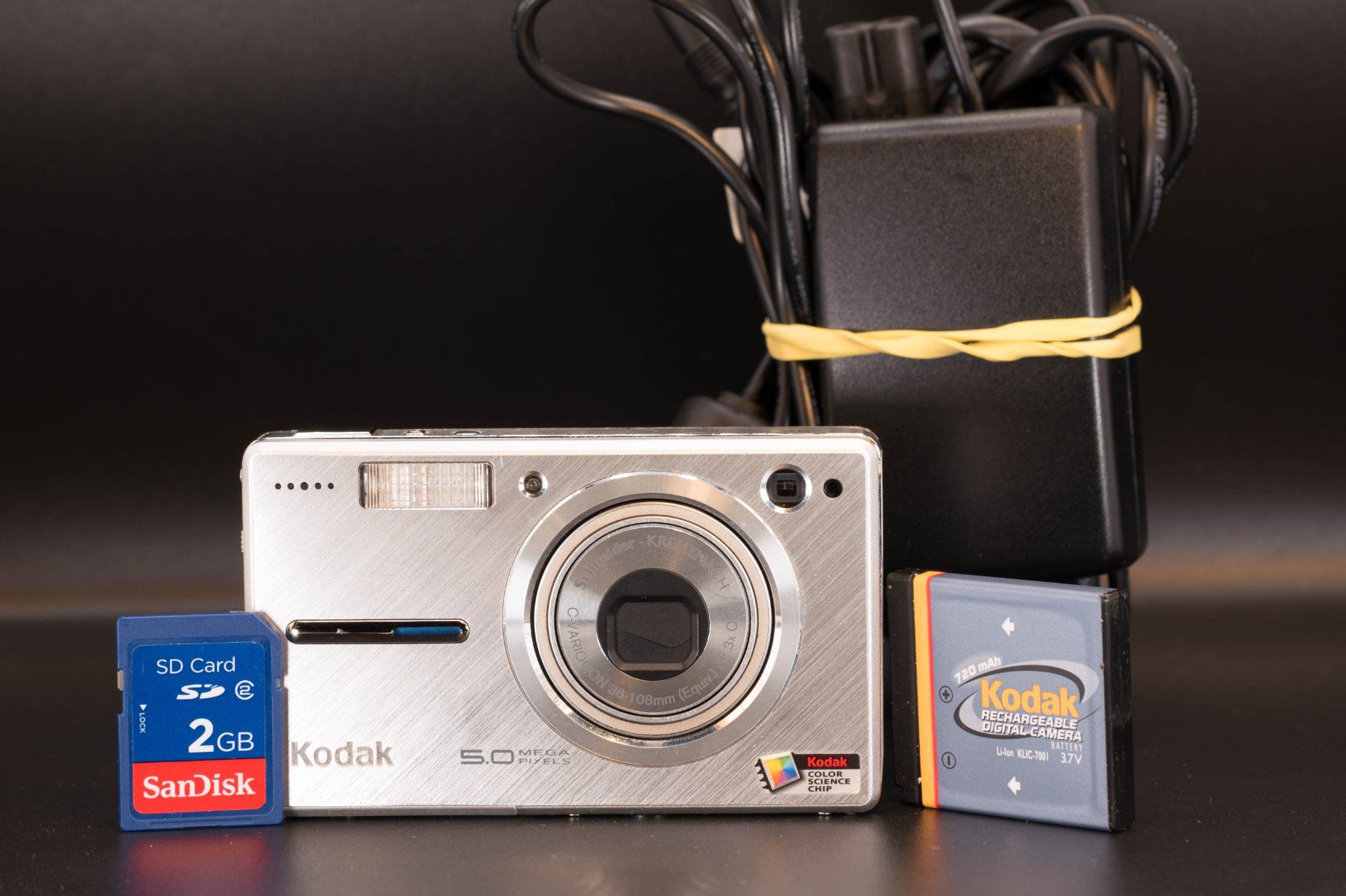 Kodak Fotocamera: Kodak V550 Digital Compact Camera – Usato da Thörishaus venduto da vintagger 1