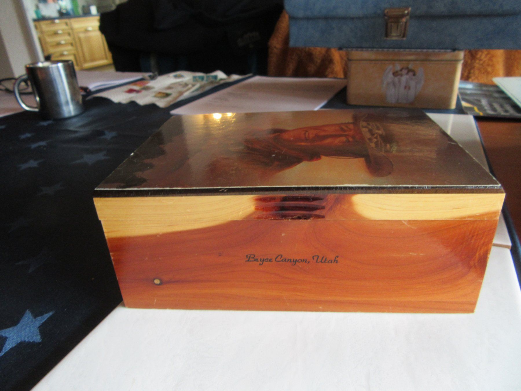 Altro in Decorazioni & Accessori: Holz Dose Schachtel mit Bild von John Wayne – Usato da Wattwil venduto da wampi 1